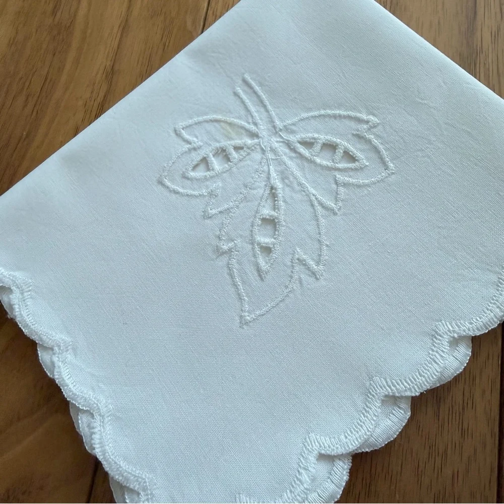 Vintage Hand-Embroidered Cutwork Tablecloth + 2 Napkins – White on White